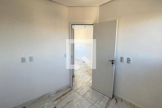 Suíte de apartamento à venda com 2 quartos, 78m² em Parque Erasmo Assunção, Santo André