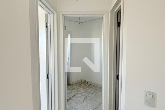 Corredor de apartamento à venda com 2 quartos, 78m² em Parque Erasmo Assunção, Santo André