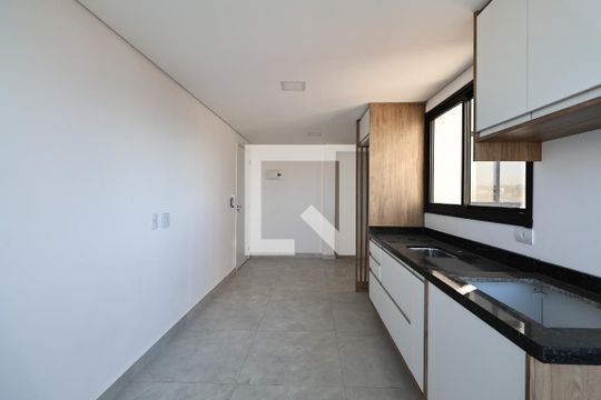 Cozinha de apartamento à venda com 2 quartos, 90m² em Parque Erasmo Assunção, Santo André