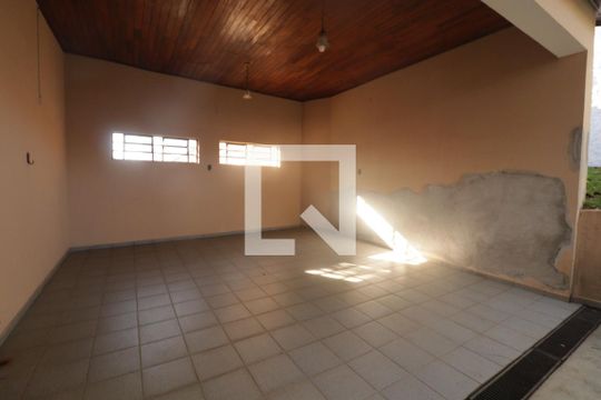 Quintal de casa à venda com 4 quartos, 300m² em Jardim Paulista I, Jundiaí