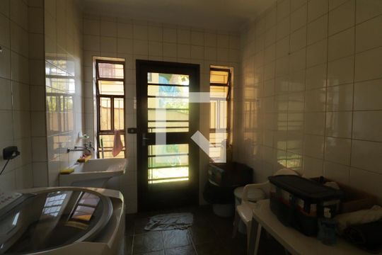 Área de Serviço de casa à venda com 4 quartos, 300m² em Jardim Paulista I, Jundiaí