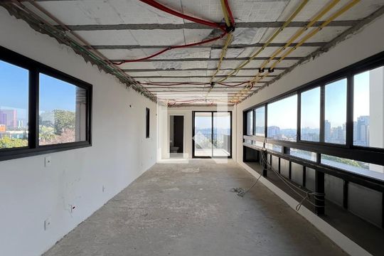 Sala/Quarto de apartamento à venda com 1 quarto, 60m² em Pinheiros, São Paulo