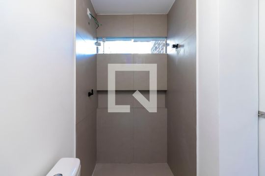 Banheiro da Suíte 1 de casa de condomínio à venda com 3 quartos, 180m² em Santana, São Paulo