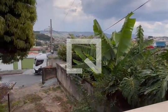 Casa para alugar com 6 quartos, 320m² em Céu Azul, Belo Horizonte