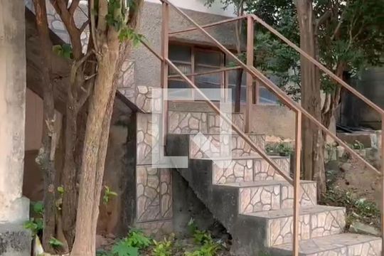 Casa para alugar com 6 quartos, 320m² em Céu Azul, Belo Horizonte