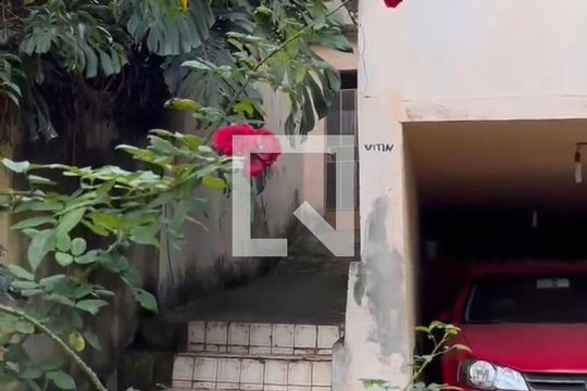 Casa para alugar com 6 quartos, 320m² em Céu Azul, Belo Horizonte