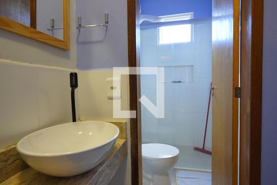 Banheiro de casa para alugar com 1 quarto, 99m² em Campeche, Florianópolis