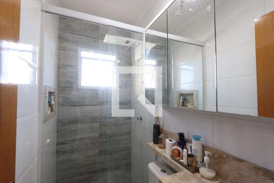 Banheiro de apartamento para alugar com 2 quartos, 45m² em Vila Formosa, São Paulo