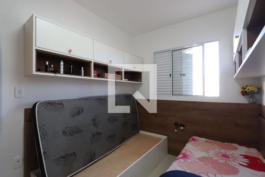 Quarto 2 de apartamento para alugar com 2 quartos, 45m² em Vila Formosa, São Paulo