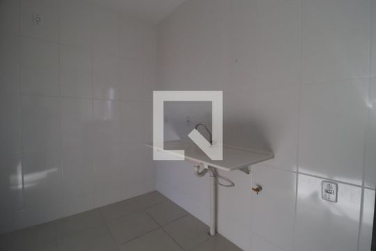 Cozinha de apartamento para alugar com 2 quartos, 50m² em Shopping Park, Uberlândia