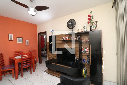 Sala de apartamento à venda com 2 quartos, 64m² em Moneró, Rio de Janeiro