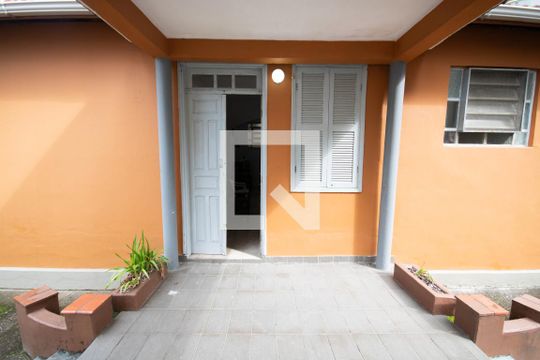 Quintal de apartamento para alugar com 3 quartos, 250m² em Vila Caiçara, Praia Grande