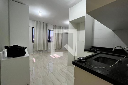 Apartamento à venda com 1 quarto, 25m² em Csa 1, Brasília