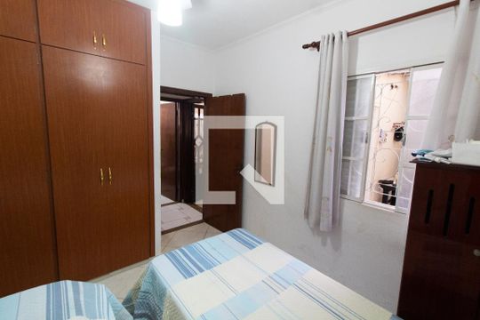 Quarto de casa à venda com 5 quartos, 230m² em Loteamento Alphaville Campinas, Campinas