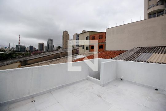 Quintal de casa à venda com 3 quartos, 140m² em Vila Morumbi, São Paulo