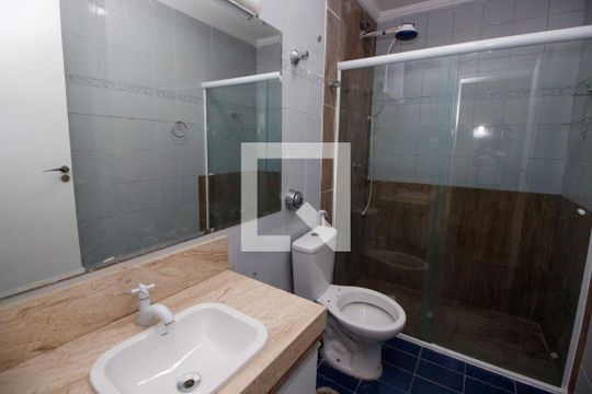 Banheiro de casa à venda com 3 quartos, 140m² em Vila Morumbi, São Paulo