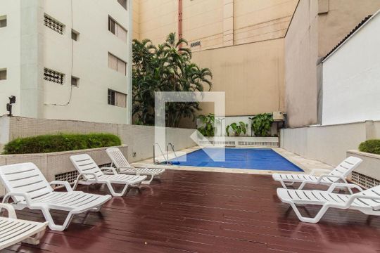 Apartamento à venda com 3 quartos, 136m² em Santa Cecilia, São Paulo