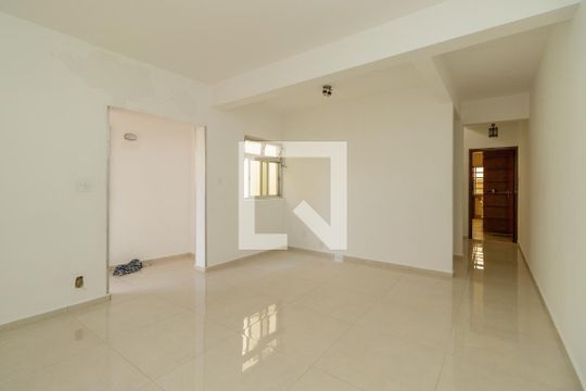 Casa à venda com 3 quartos, 275m² em Aricanduva, São Paulo