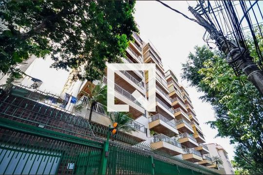 Fachada de apartamento à venda com 3 quartos, 200m² em Tijuca, Rio de Janeiro