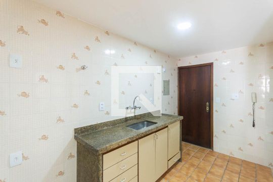 Cozinha de apartamento à venda com 3 quartos, 200m² em Tijuca, Rio de Janeiro