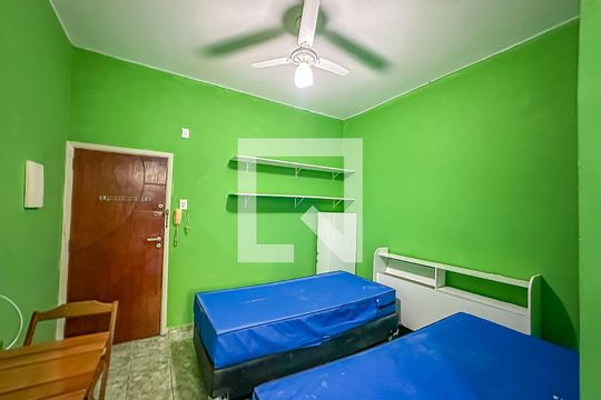 Sala/Quarto de kitnet/studio para alugar com 1 quarto, 24m² em Santa Teresa, Rio de Janeiro