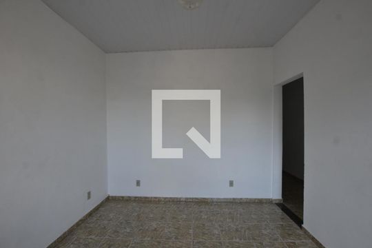 Sala de casa para alugar com 1 quarto, 70m² em Campo Grande, Rio de Janeiro