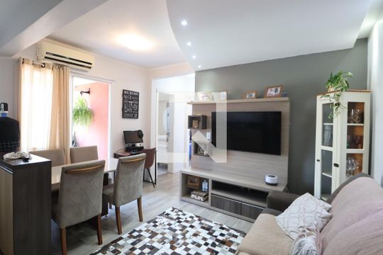 Apartamento para alugar com 2 quartos, 52m² em Fátima, Canoas