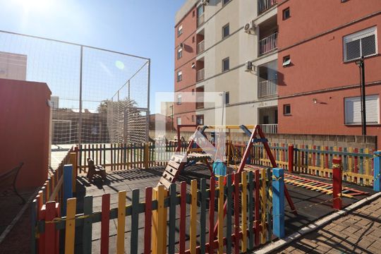 Área comum - Playground de apartamento para alugar com 2 quartos, 52m² em Fátima, Canoas