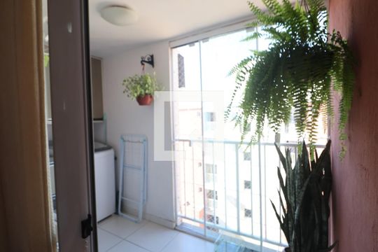 Sacada/Área de Serviço de apartamento para alugar com 2 quartos, 52m² em Fátima, Canoas