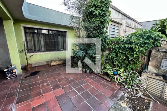 Garagem de casa para alugar com 4 quartos, 100m² em Imirim, São Paulo