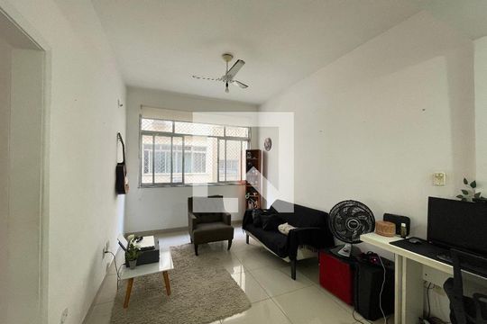 Sala de apartamento à venda com 2 quartos, 67m² em Vila Isabel, Rio de Janeiro