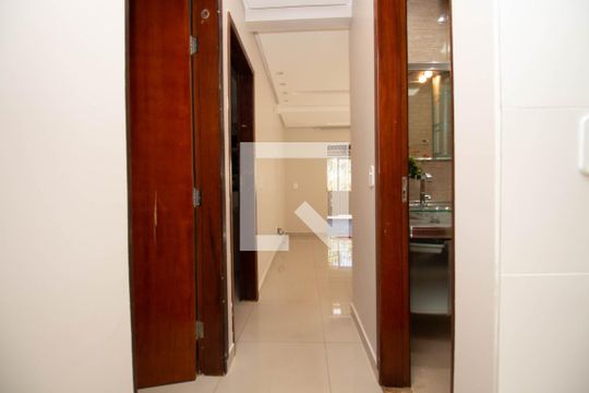 Corredor de casa à venda com 2 quartos, 85m² em Riacho Fundo Ii - 1a Etapa, Brasília