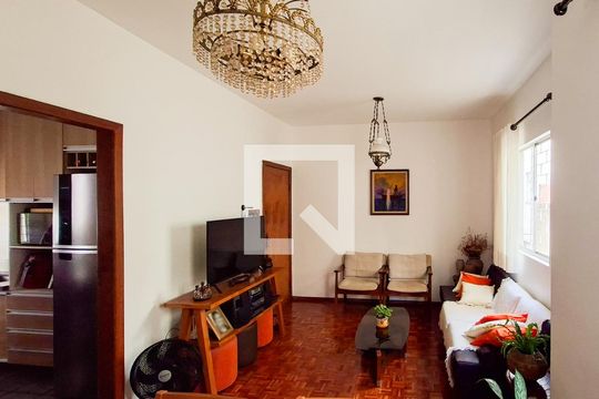Sala de apartamento à venda com 3 quartos, 63m² em Santa Tereza, Belo Horizonte