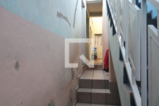 Corredor de casa à venda com 7 quartos, 250m² em Jardim Vila Formosa, São Paulo