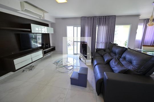 Apartamento à venda com 3 quartos, 129m² em Setor Bueno, Goiânia