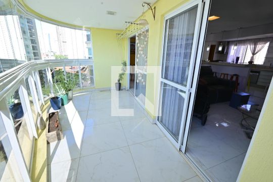 Varanda da Sala de apartamento à venda com 3 quartos, 129m² em Setor Bueno, Goiânia