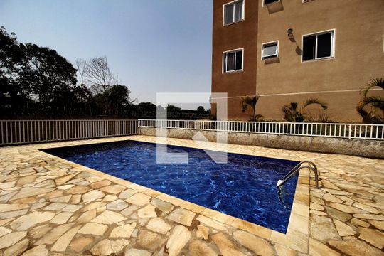 Área comum - Piscina de apartamento para alugar com 2 quartos, 45m² em Le Park, Sorocaba