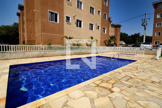 Área comum - Piscina de apartamento para alugar com 2 quartos, 45m² em Le Park, Sorocaba