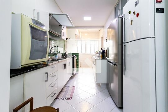 Cozinha de apartamento para alugar com 4 quartos, 178m² em Gávea, Rio de Janeiro