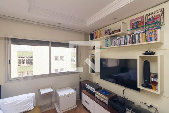 Sala de TV de apartamento à venda com 3 quartos, 250m² em Santa Cecilia, São Paulo