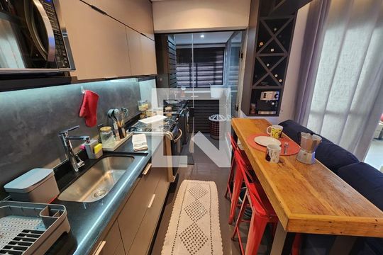 Cozinha de apartamento para alugar com 1 quarto, 52m² em Vila Leopoldina, São Paulo