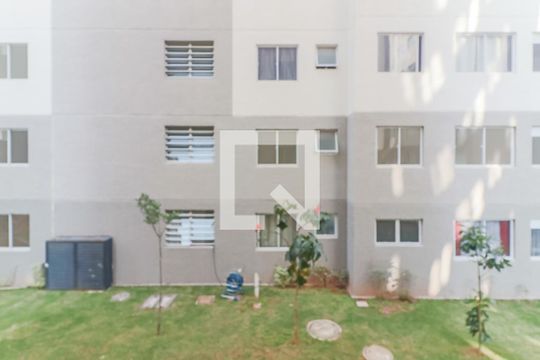 Quarto 1 de apartamento para alugar com 2 quartos, 41m² em Jardim Gilda Maria, São Paulo