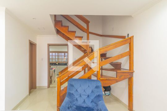 Sala de casa à venda com 3 quartos, 220m² em Harmonia, Canoas