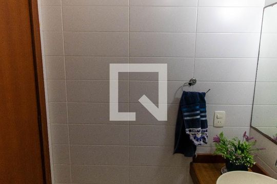 Lavabo de casa de condomínio para alugar com 5 quartos, 400m² em Muriqui, Niterói