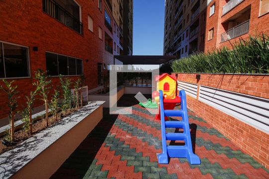 Área comum - Playground de apartamento à venda com 2 quartos, 42m² em Jardim Tres Irmaos, Taboão da Serra