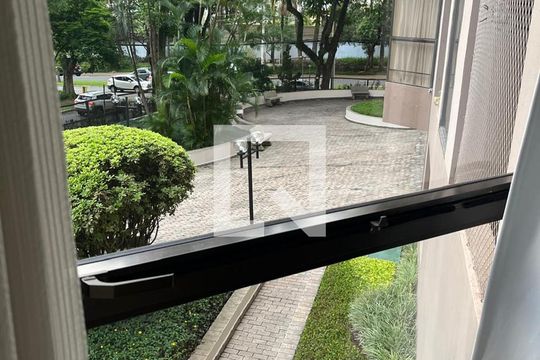 Vista de apartamento à venda com 4 quartos, 130m² em Alphaville, Barueri