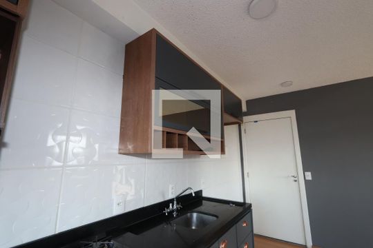 Cozinha de apartamento à venda com 2 quartos, 40m² em Vila Ema, São Paulo