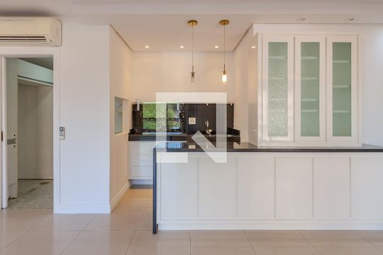 Sala de apartamento para alugar com 3 quartos, 180m² em Moinhos de Vento, Porto Alegre