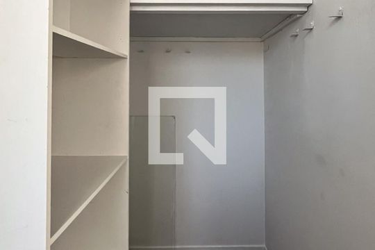 Quarto de serviço de apartamento para alugar com 2 quartos, 68m² em Ipanema, Rio de Janeiro