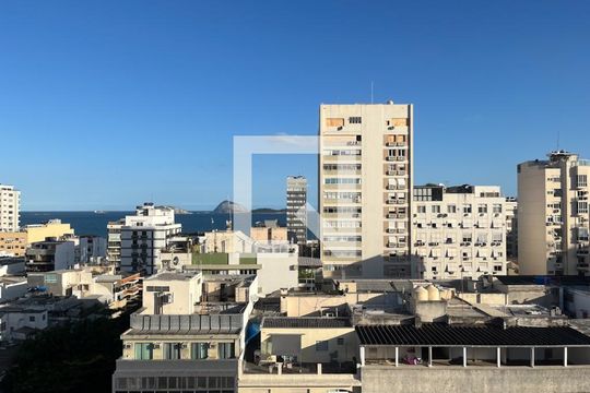 Vista do quarto 1 de apartamento para alugar com 2 quartos, 68m² em Ipanema, Rio de Janeiro